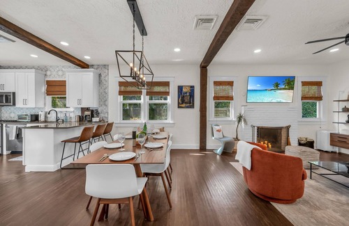 Flamingo Parks House | Casa Mía - Palm Beach Boho Escape