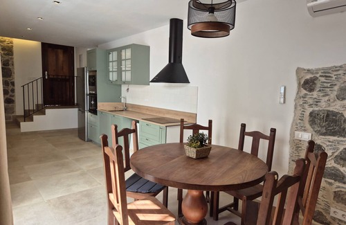 Mogan House | Casa Manuela & Federico: Authentic & Luxurious
