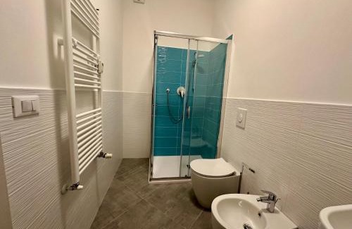Finalborgo Apartment | Casa Maestrale - Elegante con Balcone Vista Mare