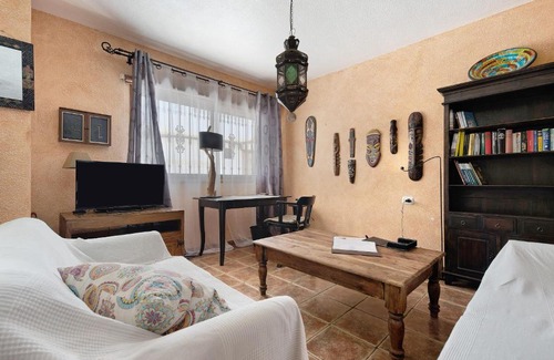 Alcala House | Casa Manus