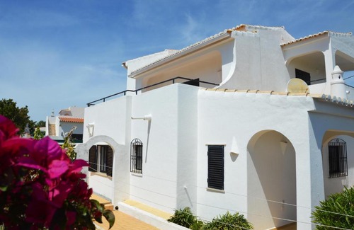 Mato Serrao House | Casa Maricel