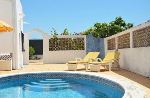 Mato Serrao House | Casa Maricel
