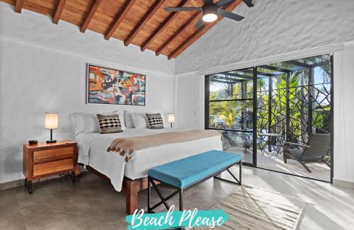 Bucerias Villa | Casa Moderna - Luxury Villa with Private Pool & 6 Casitas