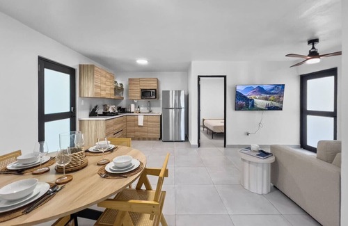 Santurce Villa | Casa Monseñor Apt 1 | Boho Apt W/Balcony