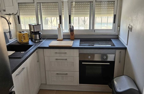 San Fulgencio Ski Chalet | -Casa Natalie- Holiday home - 3 km to the beach