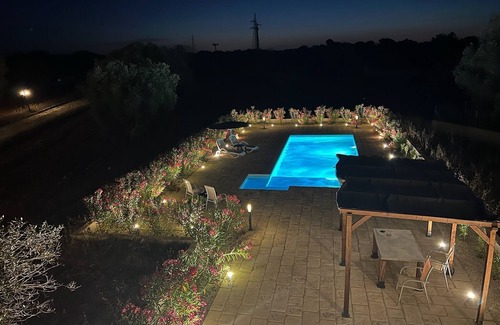 Manduria House | Casa "onda Blu": Exklusives Ferienhaus mit Poolparadies und Mediterranem Flair