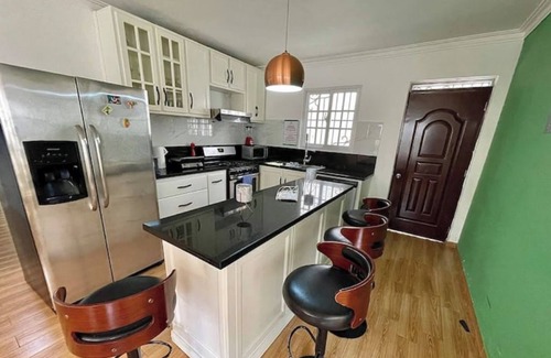 Mendoza Apartment | Casa Ozuna POOL & BBQ 1
