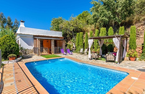 Lanjaron Villa | Casa Paco Lanjarón by Ruralidays