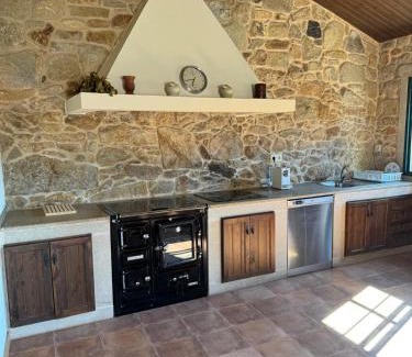 Oia Ski Chalet | Casa Paxora