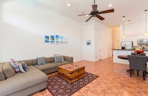 South Padre Island House | Casa Picasso 3 BR Home with Private Pool