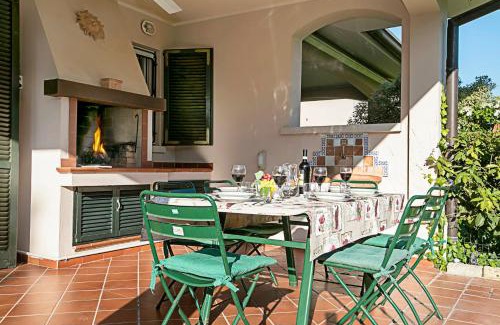 Monte House | Casa Prais With Pool - Happy Rentals