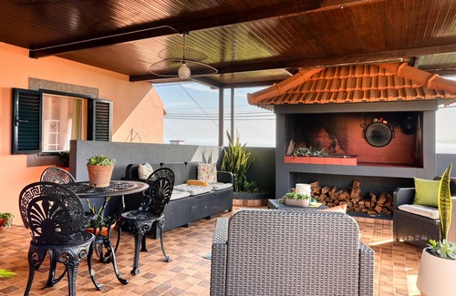 Ponta do Sol Cottage | Casa Primavera, a Home in Madeira