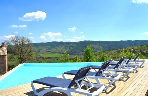 Santa Maria de Merles House | Casa Puñol - High Standard Holiday Villa w/Pool & Jacuzzi. 6 BR & 6 BA.