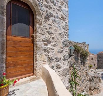 Monemvasia Villa | Casa Rodanthi - Luxury Castle Residence