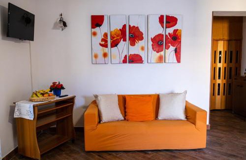 San Vincenzo Apartment | Casa Rosy