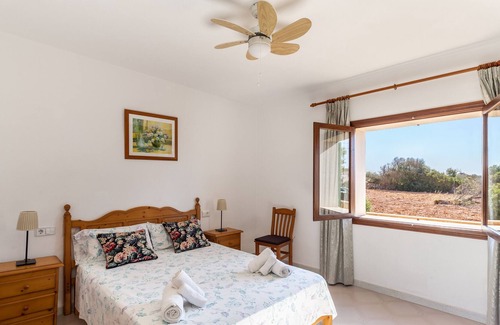 Cala Llombards Villa | Casa Sa Llimonera - With Sea View, near the Beach and Private Pool