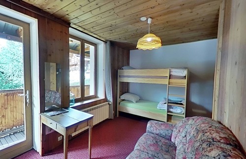 Molines-en-Queyras Bed & Breakfast | CASA-Salon Bocca di Rosa suite pour 6 personnes