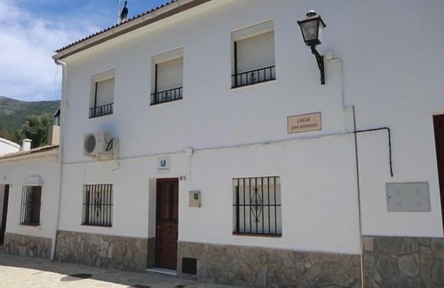 Benamahoma Cottage | Casa San Antonio, ideal for groups, capacity for 10 people