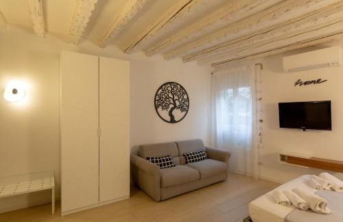 Historic Centre House | " CASA SAVONAROLA " centro storico