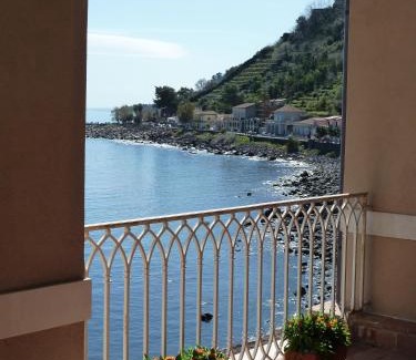 Santa Maria La Scala House | Casa Scalo Grande