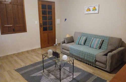 Prados House | Casa sol nascente hospedagem bichinho MG