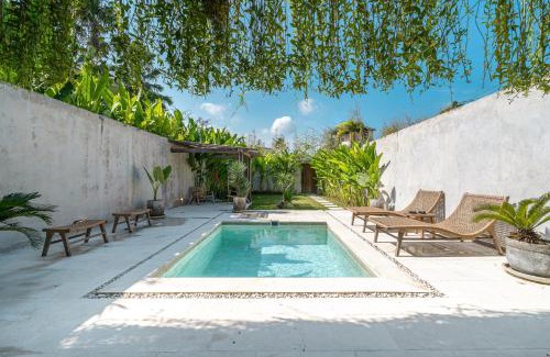 Munggu Villa | Casa Solo - Chic Industrial 1BR Villa Close to Pererenan Beach