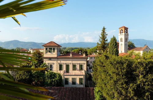 Lucca Historical Center Apartment | Casa Stella in Lucca