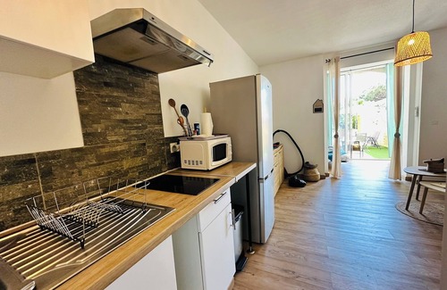 Pineto Villa | - Casa Tania - beachfront