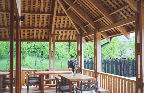 Soveja Villa | Casa Thymus - a place for travellers not tourists