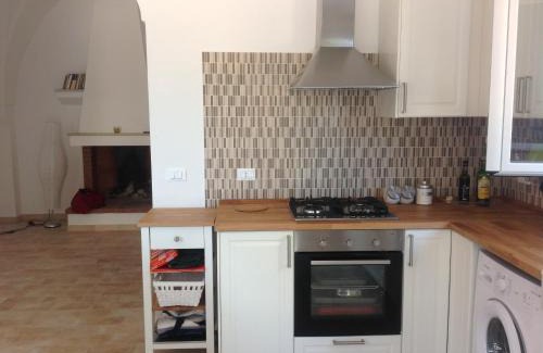 San Vito dei Normanni House | Casa tra ulivi e mandorli