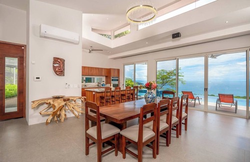 Panama Beach House | Casa Tres Vistas Bonitas – Luxurious Ocean Villa with Private Pool, Dual Kitchens, and Comfort Amenities