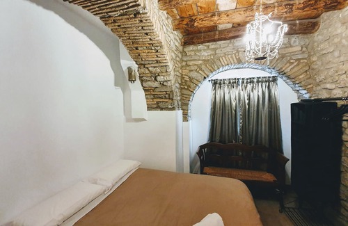 Jaca House | Casa Trigo, beautiful house with garden in the center of Jaca