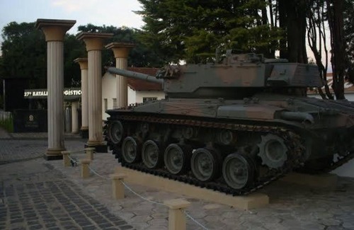 Tingui House | Casa Triplex Curitiba, Tingui, Bacacheri, Cindacta, Batalhão, Hospital Vita, Policia Federal, PF