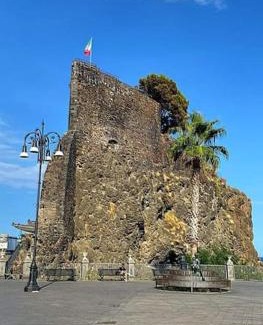 Aci Castello Apartment | Casa Ultreia, appartamento