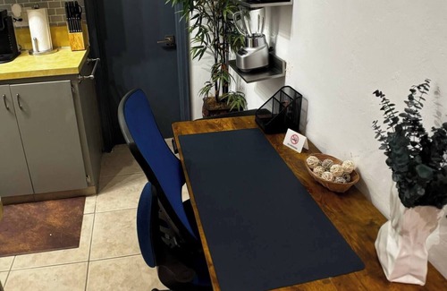 Oakland Park Apartment | Casa unit C n