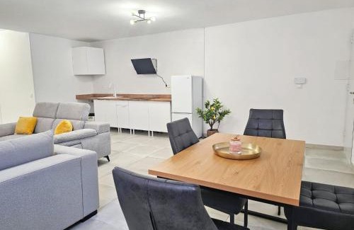 La Solana House | Casa Vencejo & Casa Citrina