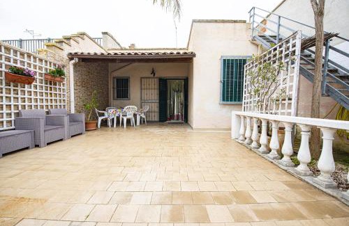 La Strea House | Casa vacanze a 20 metri dal mare