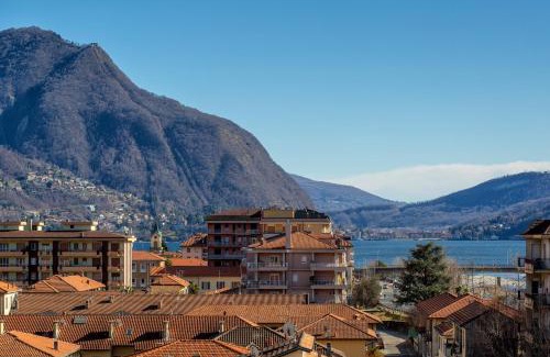 Intra Apartment | Casa Vacanze Heidi vista lago