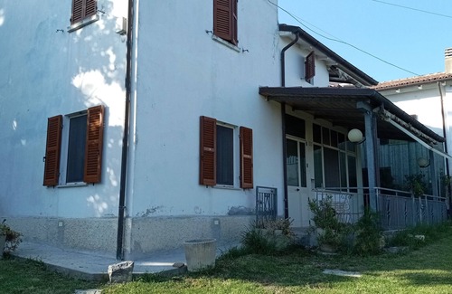 Montefelcino House | Casa Vacanze Lea - Casa di Campagna con Vista Panoramica Sulla Valle del Metauro