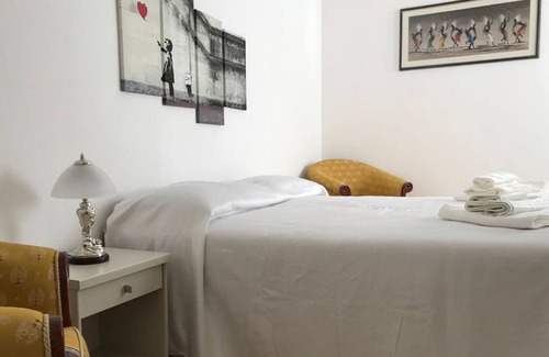 Orgosolo Apartment | Casa Vacanze Zarinu - Three Bedroom Apartment, Sleeps 8