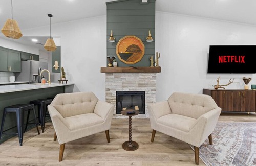 Eufaula House | Casa Verde, Updated Home with 3 Beds, 1.5 Baths, Sleeps 6