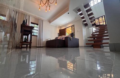 Taperapua Beach House | Casa Village - 450m da praia de Taperapuan, na rua da Arena Axé Moí!