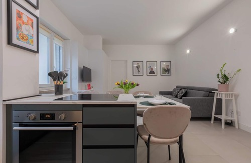 Historic Centre Apartment | Casa Viola by Wonderful Italy