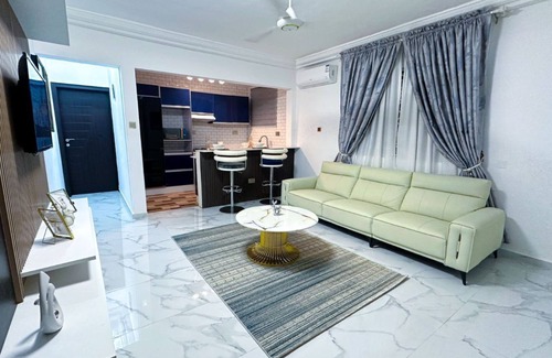 Sekondi-Takoradi Apartment | Casa Viola The Vine