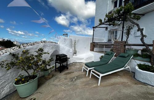Casares House | Casa Violeta