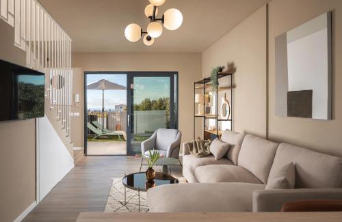 Gulici Apartment | CASA "VISTA MARE" with sea-view garden,amazing BBQ and patio!