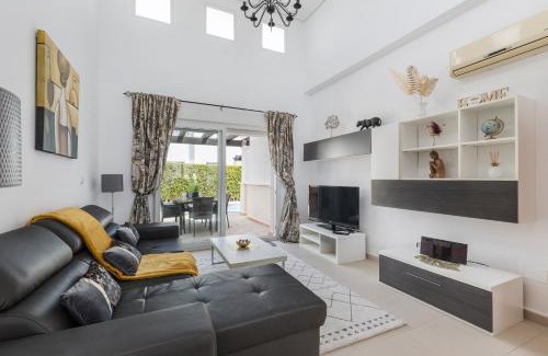 Roldan Villa | Casadeluxe Villa La Torre Lenguado