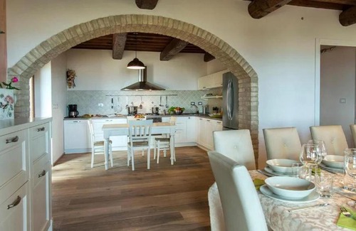 Volterra Apartment | Casale con vista colline