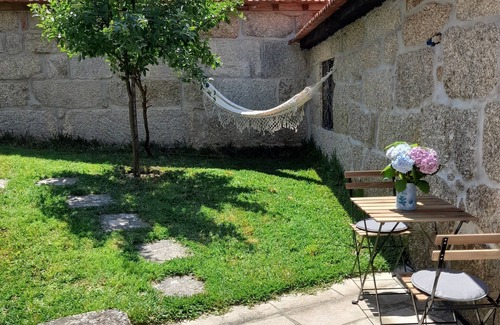 Sao Simao Cottage | Casas do Arrabalde, Guest accommodation, village of Gouveia, S. Simon Amarante