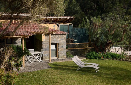 Calheta Ski Chalet | Casas Maravilha - Árvore by Madeira Sun Travel